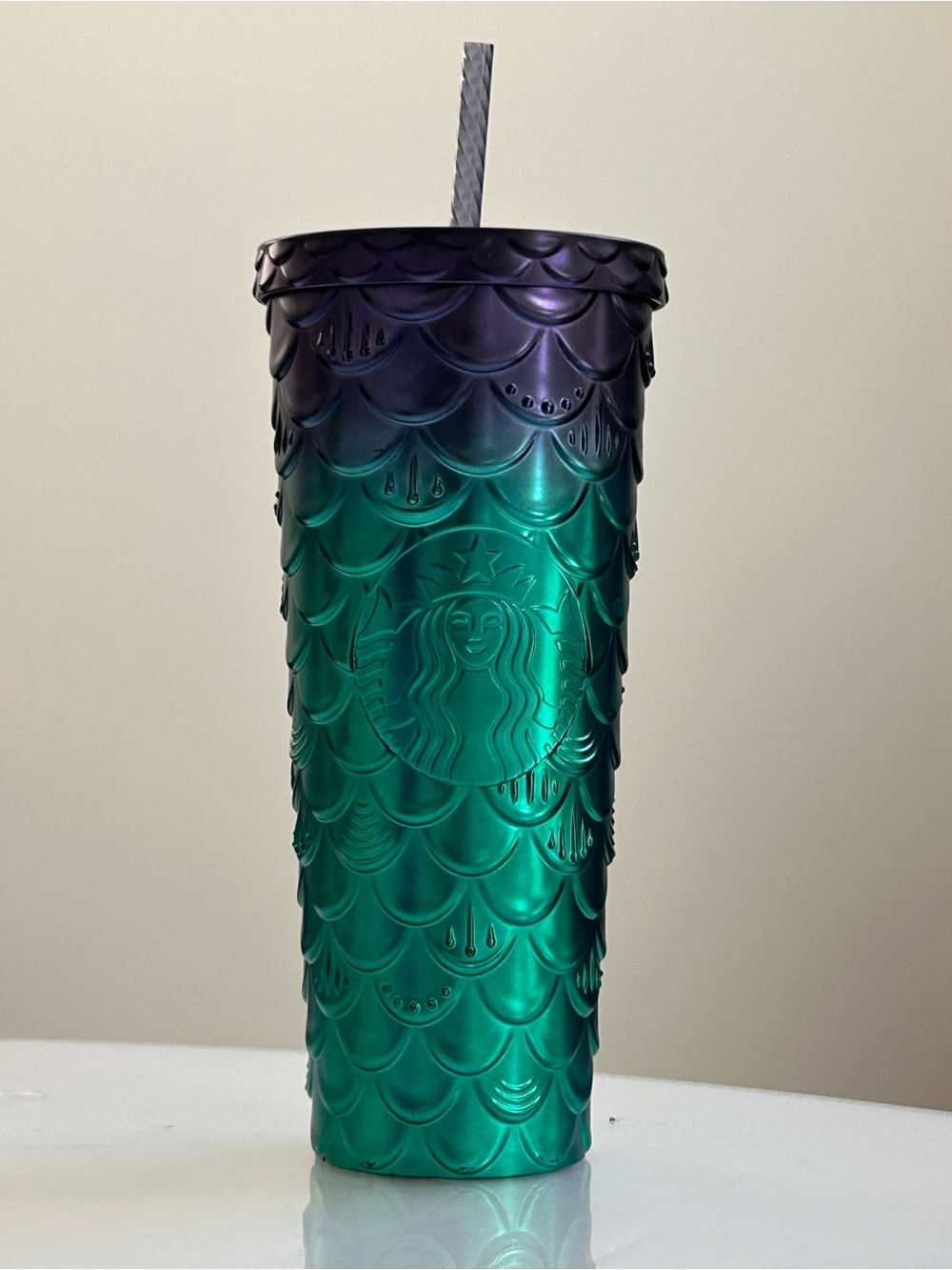 Starbucks Mermaid Scale Tumbler - Green & Purple Iridescent Metallic 24 Oz.